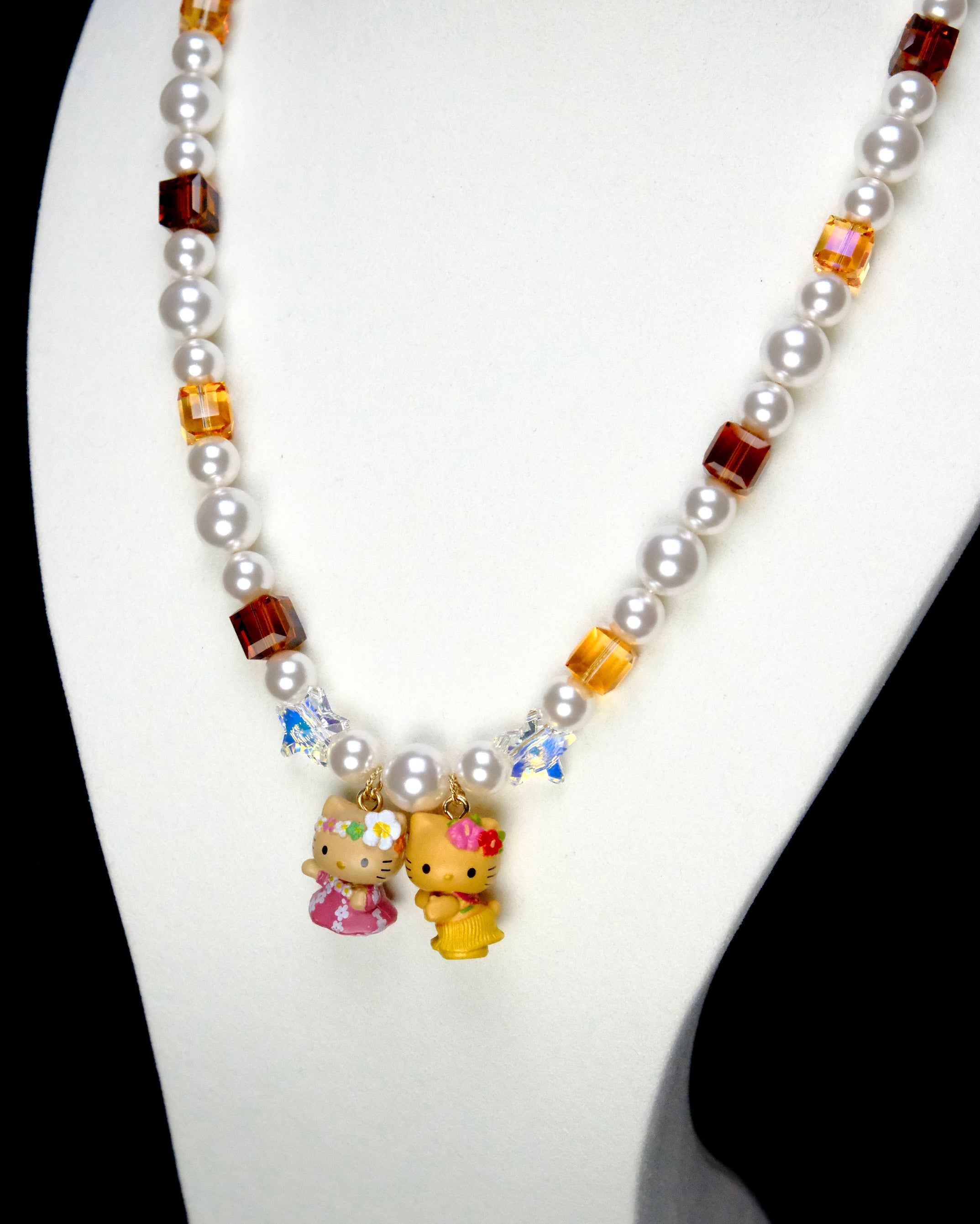 Detail product photo of Hawaiian Dream Duo Necklace by Shinora Studio.
