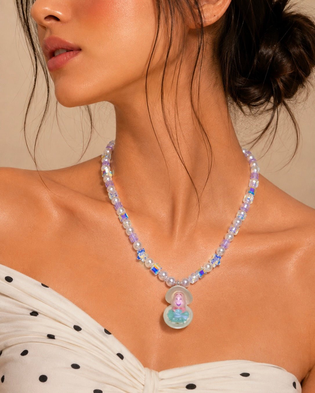 Product photo of Shell & Pearl Necklace by Shinora Studio.